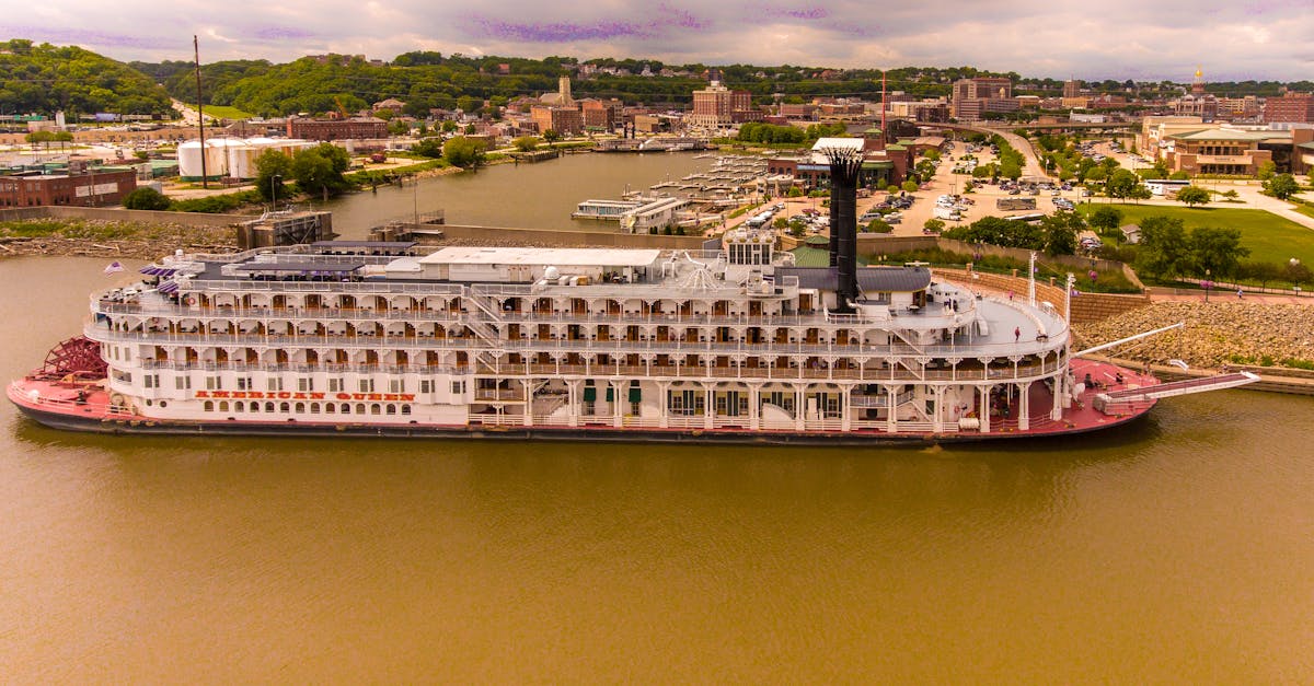 Your Complete Travel Guide to Dubuque, Iowa